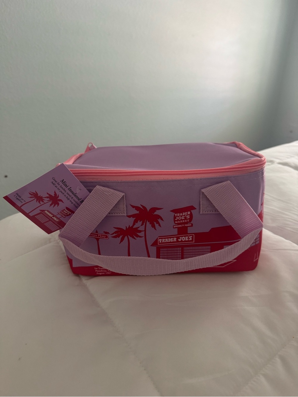 Trader Joe's Lavendar/ Coral  Insulated Mini Cooler Bag. Summer 2026 NWT